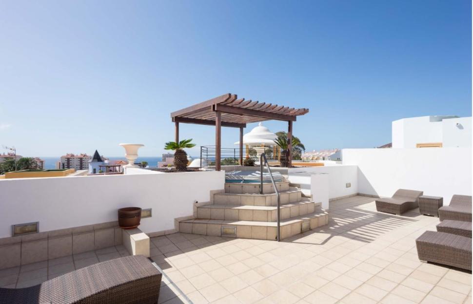 Atlas Suites Tenerife By Enjoyahome Los Cristianos  Eksteriør billede