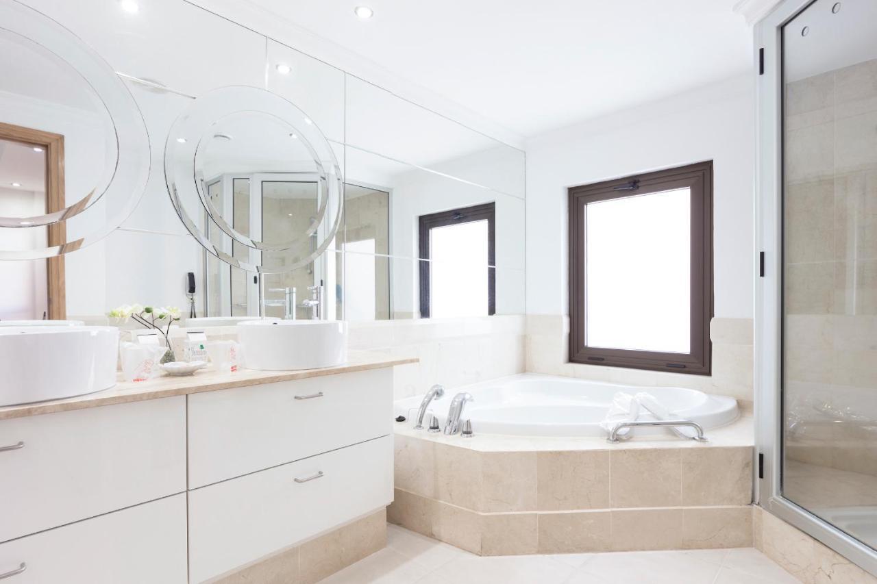 Atlas Suites Tenerife By Enjoyahome Los Cristianos  Eksteriør billede