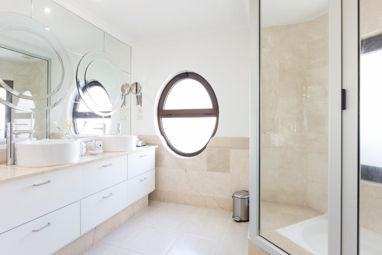 Atlas Suites Tenerife By Enjoyahome Los Cristianos  Eksteriør billede