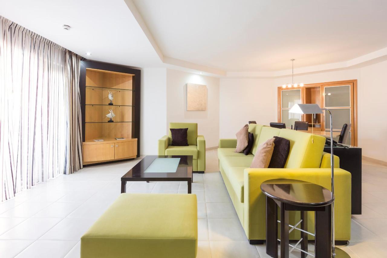 Atlas Suites Tenerife By Enjoyahome Los Cristianos  Eksteriør billede